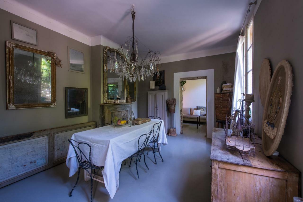 Maison Xixe Et Jardin En Intramuros أفينيون المظهر الخارجي الصورة